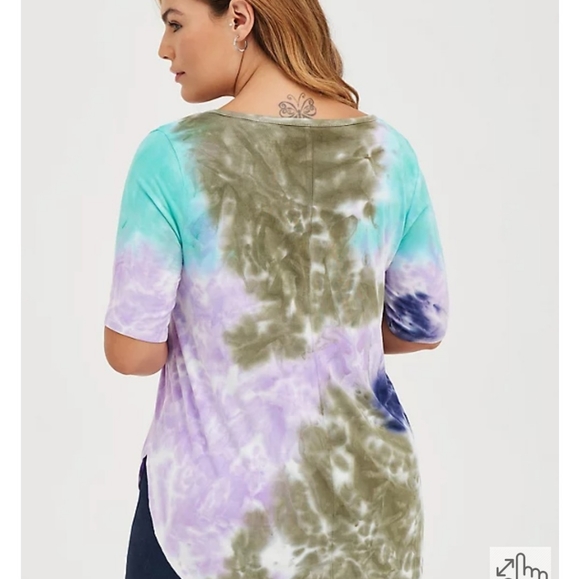 Super Soft Tunic Henley Tie Dye Shirt - Picture 4 of 4